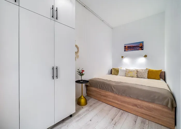 Elegant And Super Central 2Br With 2 Bathrooms