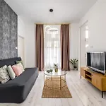 아파트 Elegant And Super 2br With 2 Bathrooms *